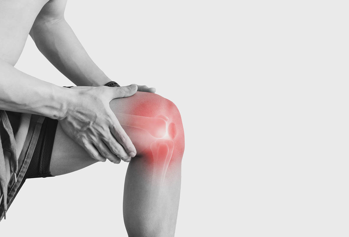 Symptoms Associated with Knee Pain When Straightening Leg