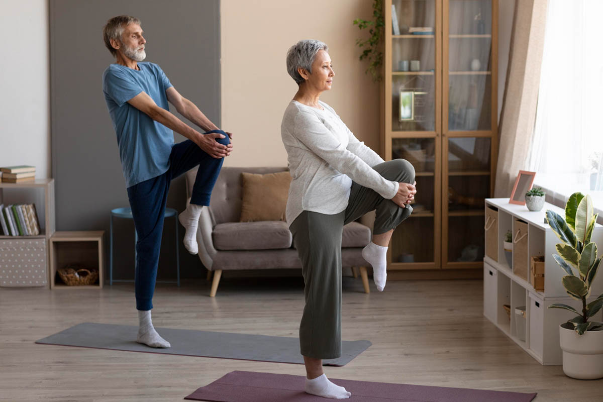 8 Great Knee Strengthening Exercises for Seniors